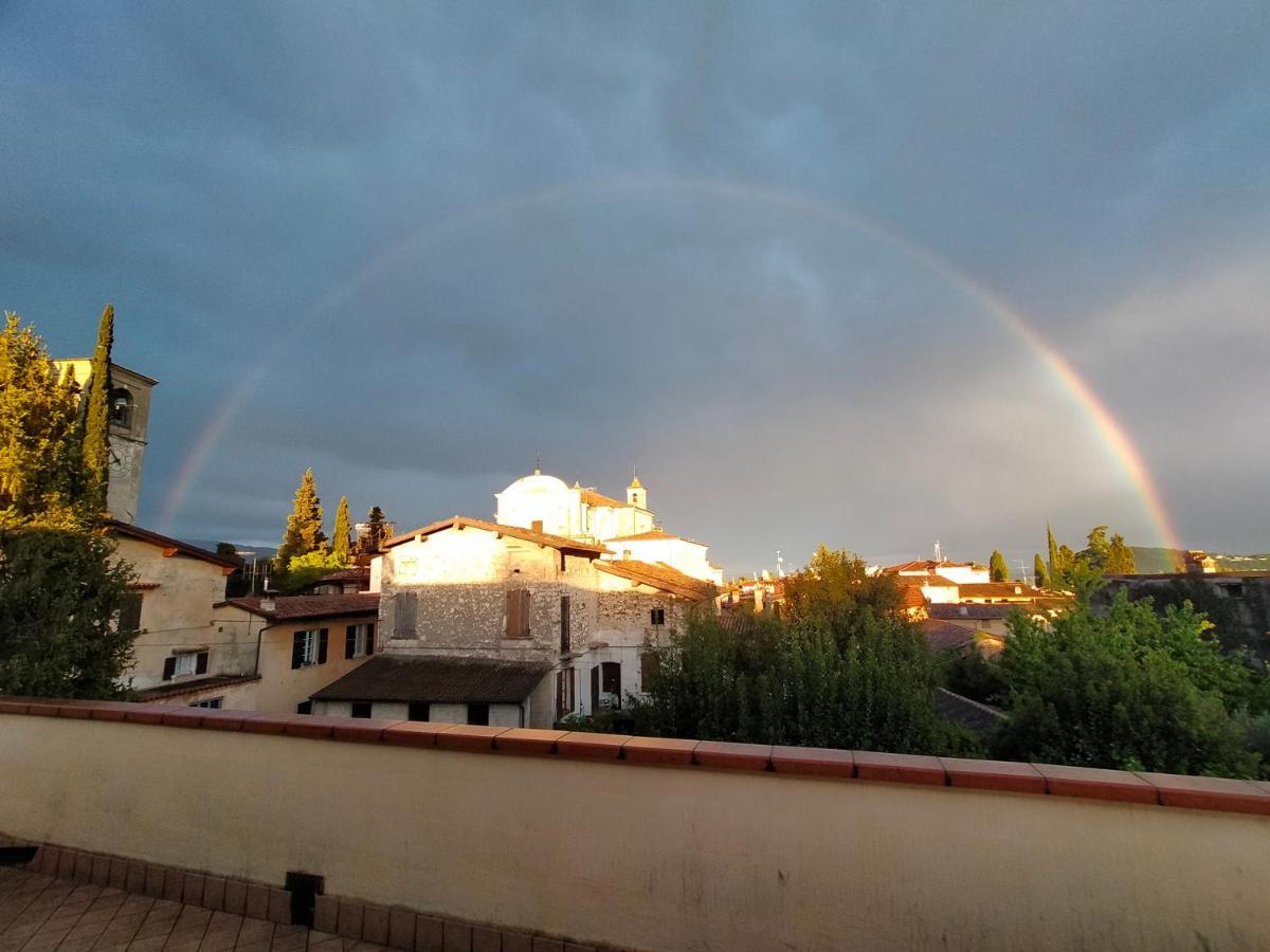 Apartamento Borgo Antico San Felice del Benaco Exterior foto