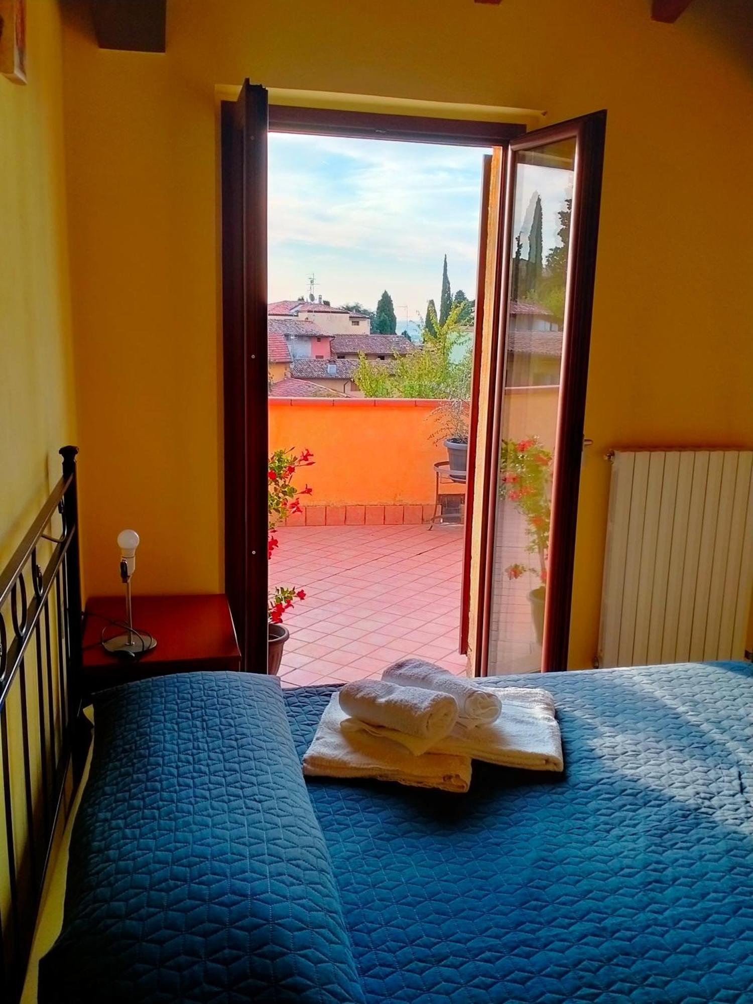 Apartamento Borgo Antico San Felice del Benaco Exterior foto