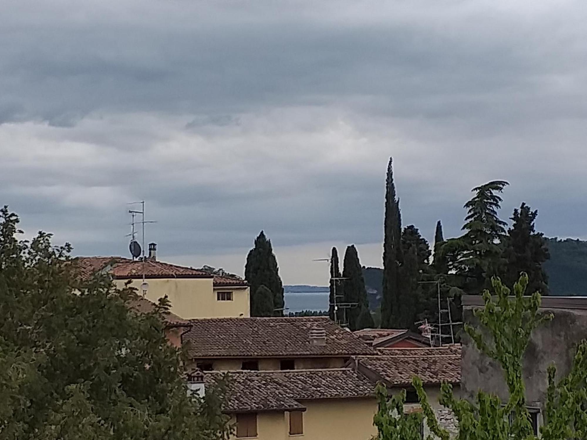 Apartamento Borgo Antico San Felice del Benaco Exterior foto