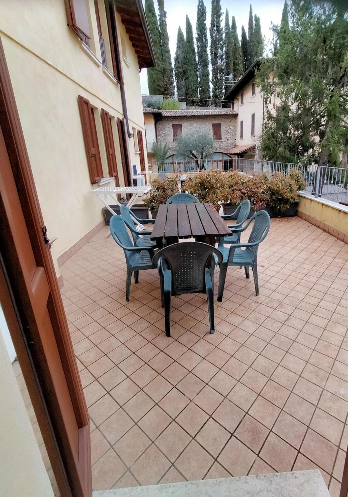 Apartamento Borgo Antico San Felice del Benaco Exterior foto