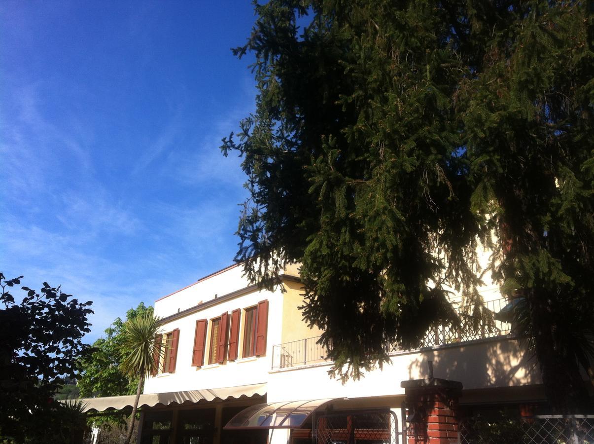 Apartamento Borgo Antico San Felice del Benaco Exterior foto